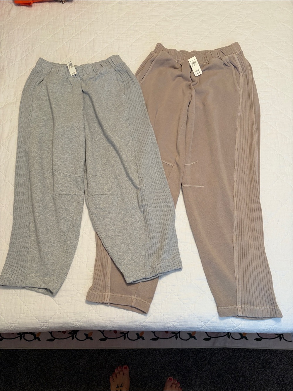 aerie Ribbed Side-Panel Joggers in Gray & Taupe